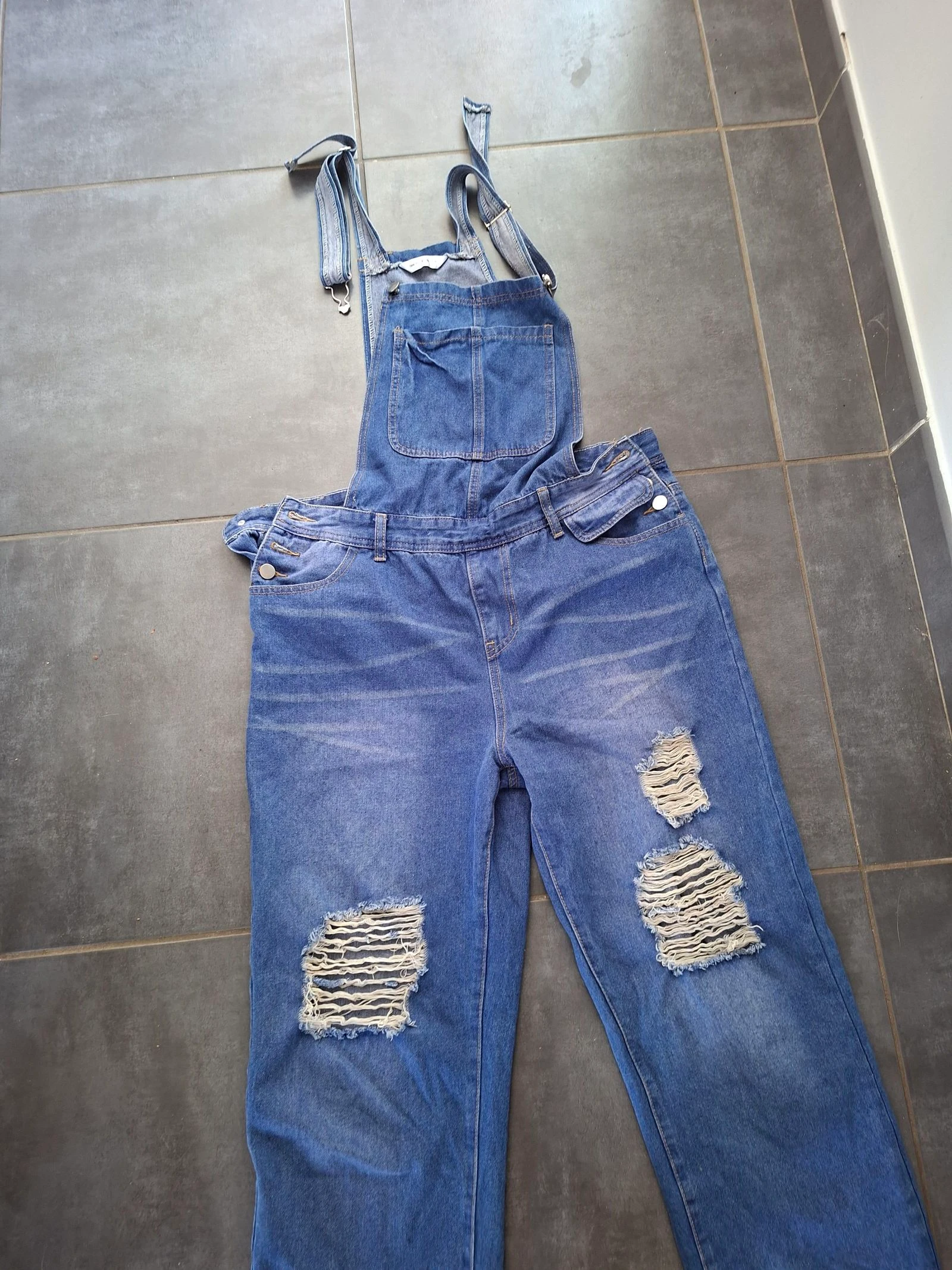 Macacão Jeans M L rasgado 40 42 oversize – photo 3